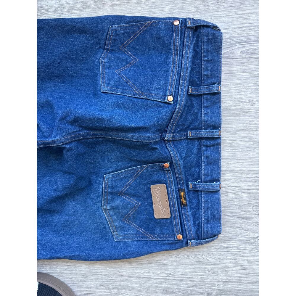 Wrangler 13MWZ A001 Cowboy Cut Jeans Mens 35x38 Blue Western Denim - Picture 3 of 4